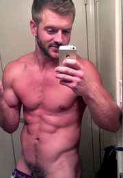 Sean Holmes
